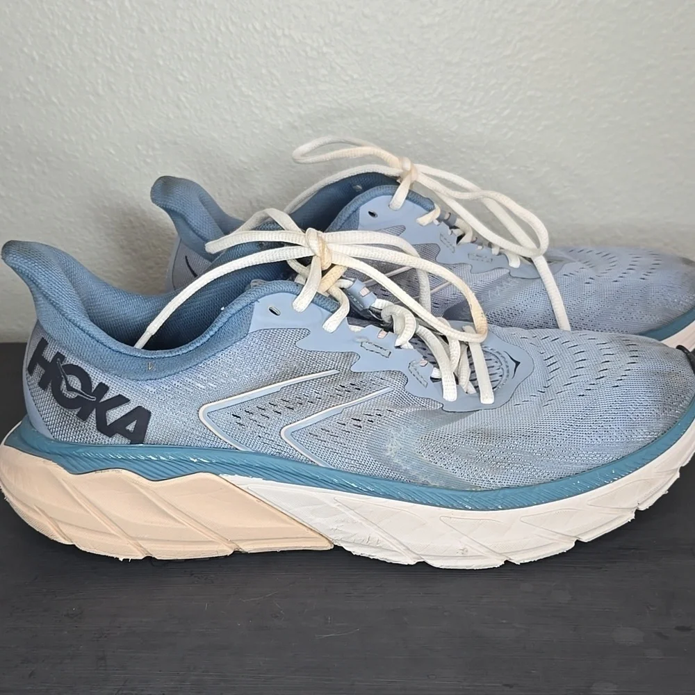 Hoka One One hoka one